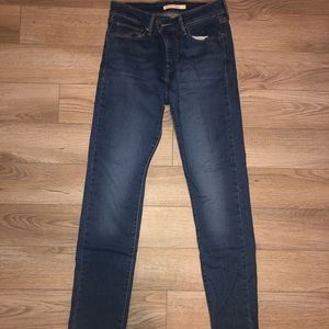 Levi’s Classic Mid Rise Skinny Size 8